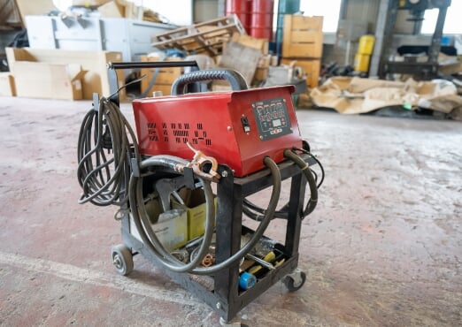 スタッド溶植機